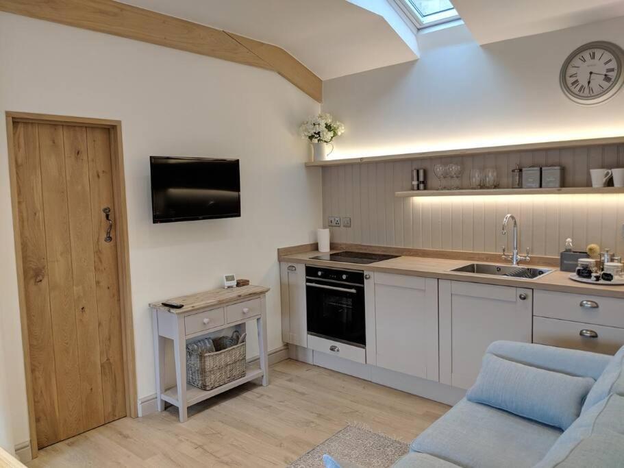 Barley - Cosy Stylish Apartment - Easy Access To Bath And Many Nearby Attractions Box  Εξωτερικό φωτογραφία